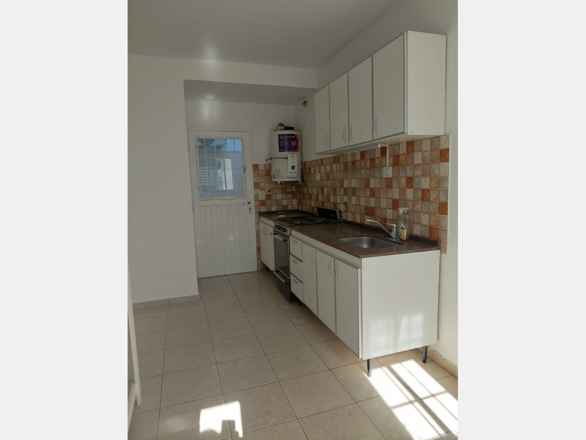 Departamento  –  Calle Brasil