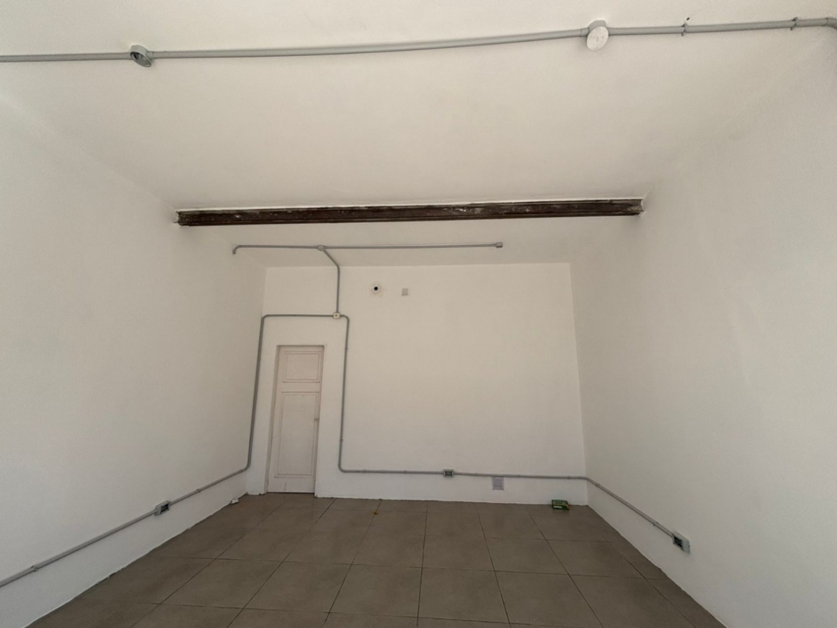 Local Comercial – Calle Paraguay – A ESTRENAR