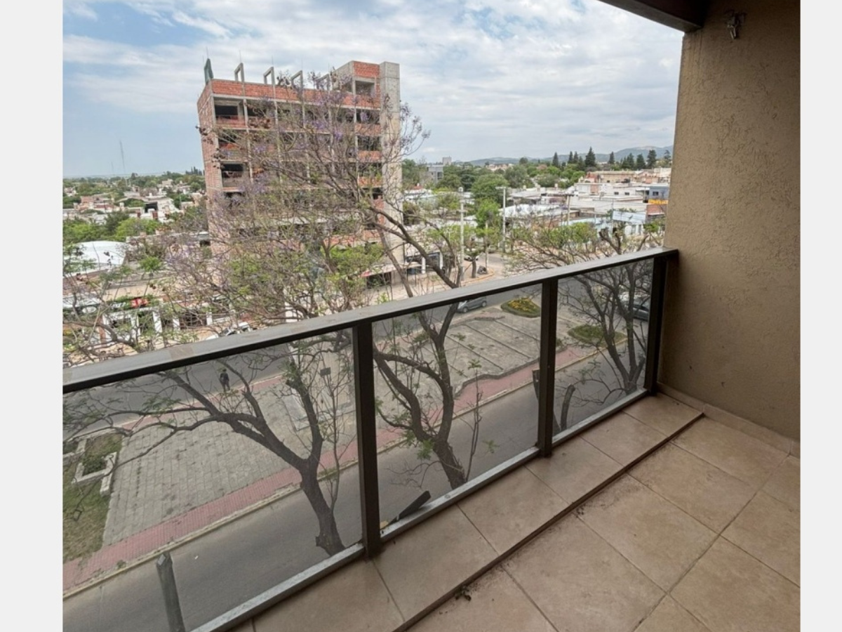 Departamento – Edificio Betania – Av. del Libertador