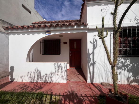 Chalet con estilo colonial – Barrio Norte