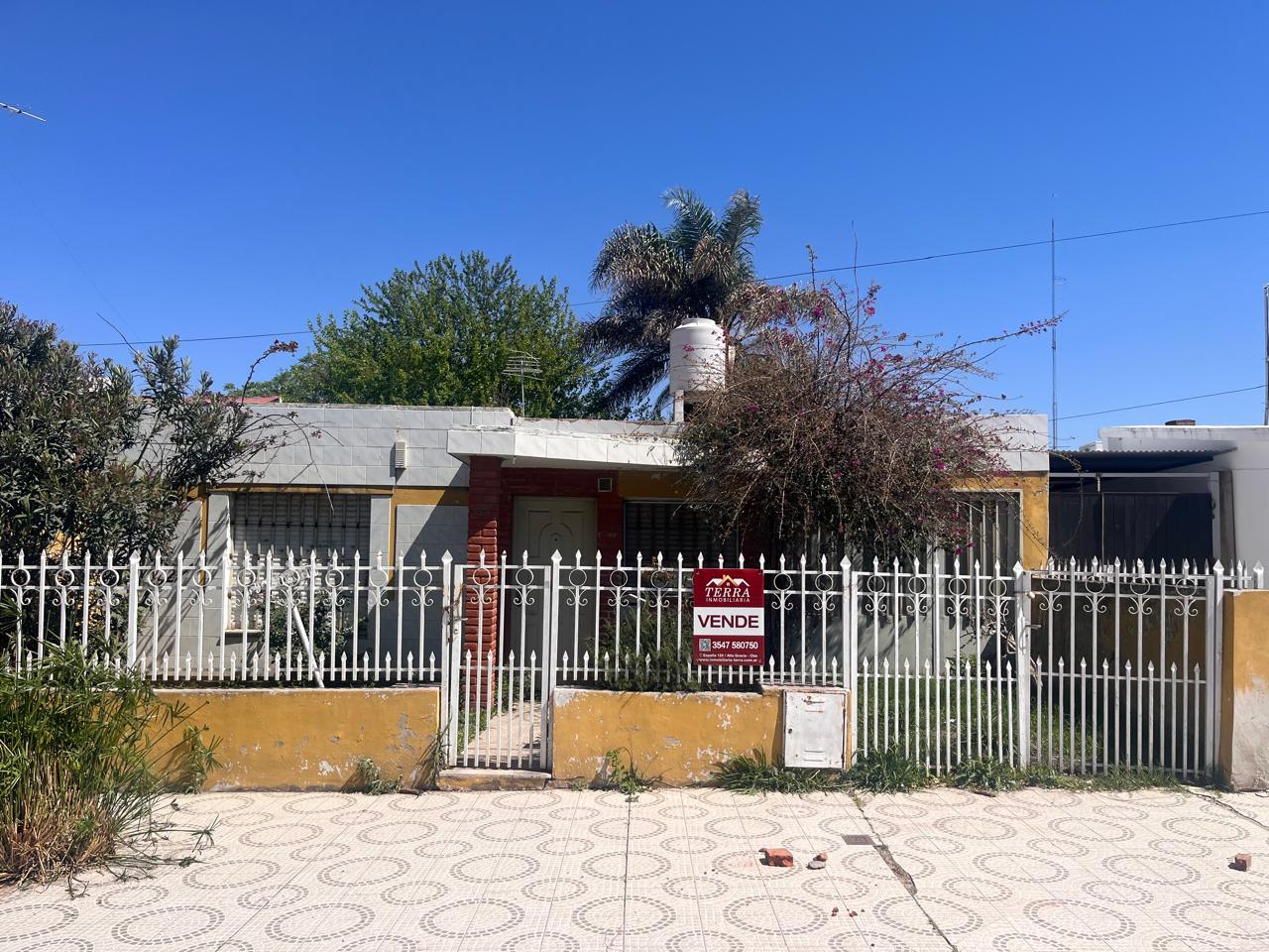 Lote en Venta-Calle intendente LLorens-Alta Gracia.