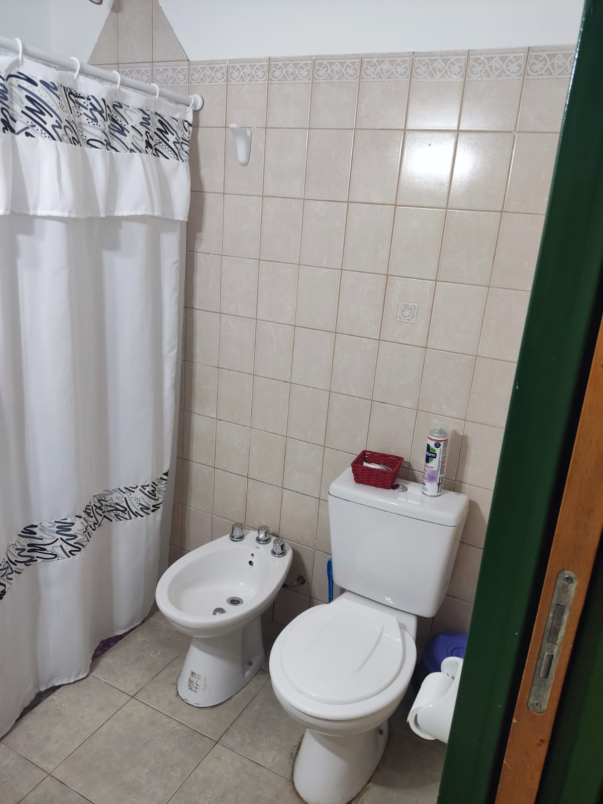 DEPARTAMENTO EN ALQUILER-CALLE VICENTE LOPEZ-ALTA GRACIA.