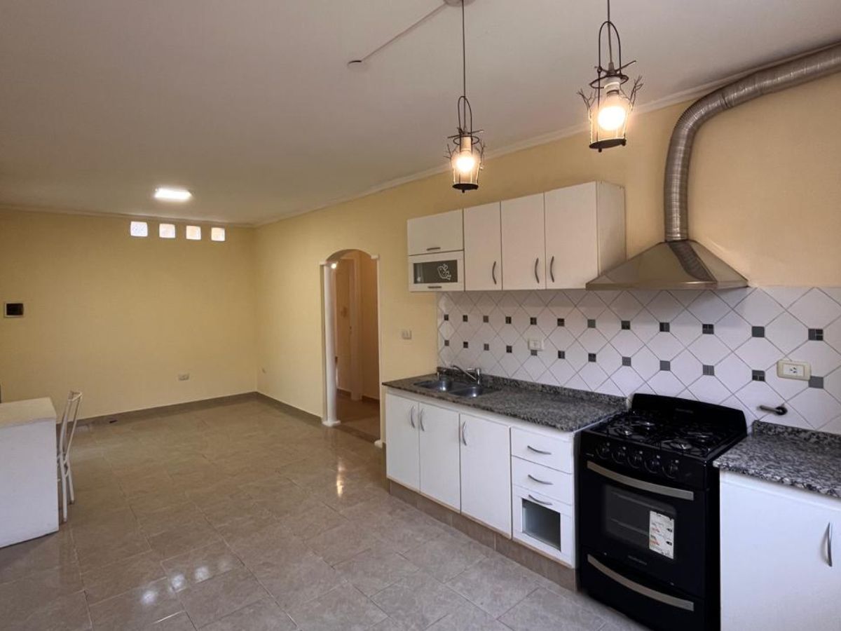 DEPARTAMENTO EN ALQUILER-CALLE BRASIL-BARRIO CAMARA-ALTA GRACIA.